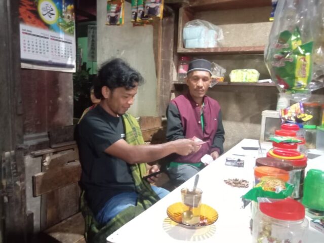bayar upahhh