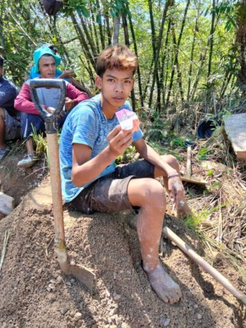 upah 4